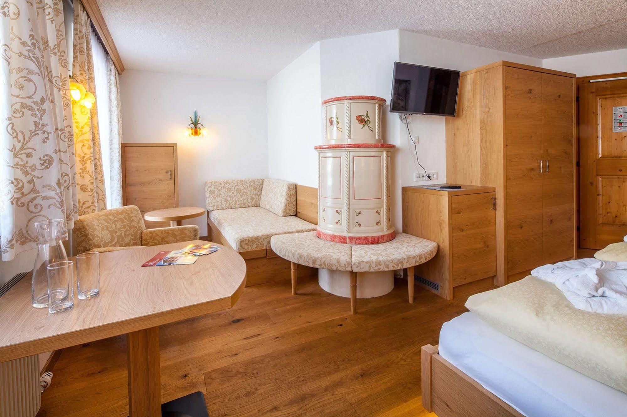 Hotel Anemone Lech am Arlberg Exteriör bild