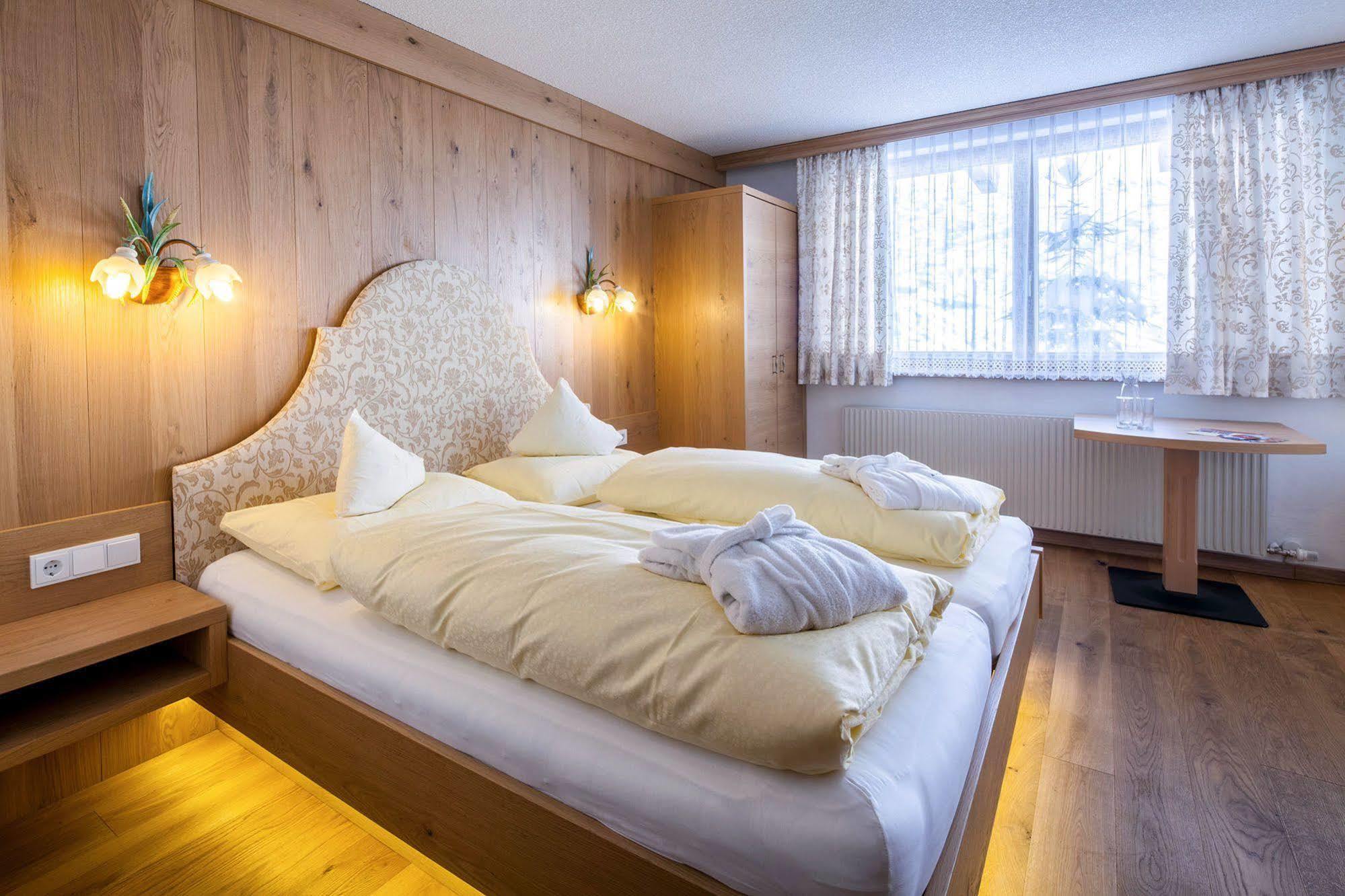 Hotel Anemone Lech am Arlberg Exteriör bild